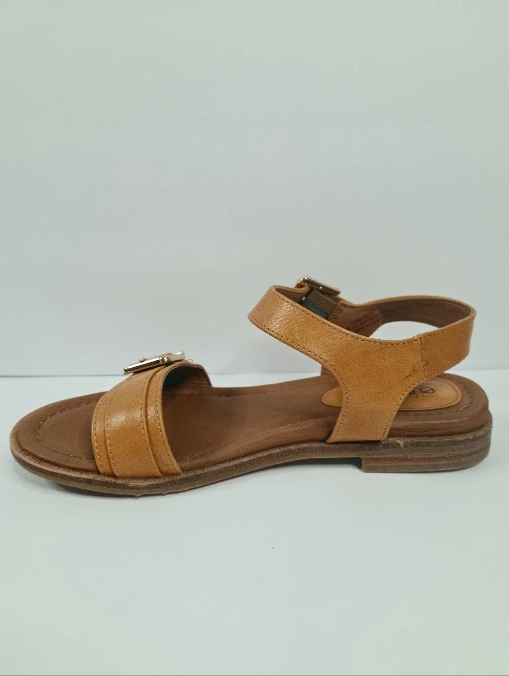 Eurosoft by Sofft Golden Ankle Strap Buckle Flat Sandals 6.5 M